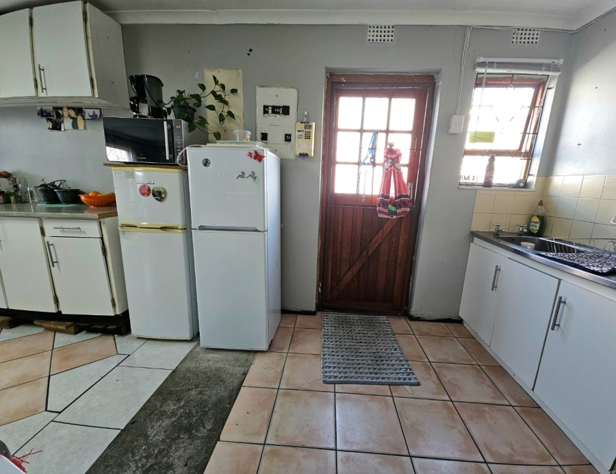 4 Bedroom Property for Sale in Strandfontein Village Western Cape
